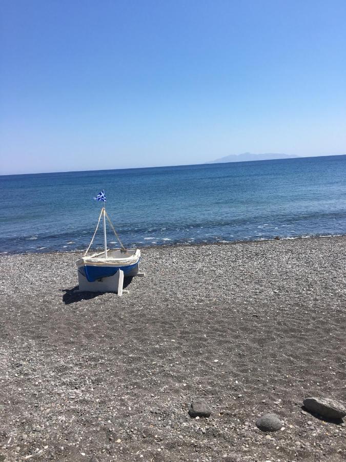 Theros Houses Santorini Kamári Kültér fotó