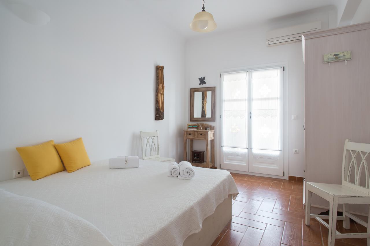 Theros Houses Santorini Kamári Kültér fotó