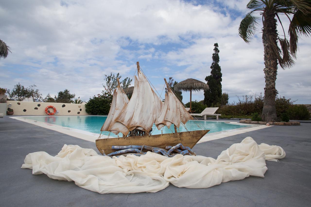 Theros Houses Santorini Kamári Kültér fotó