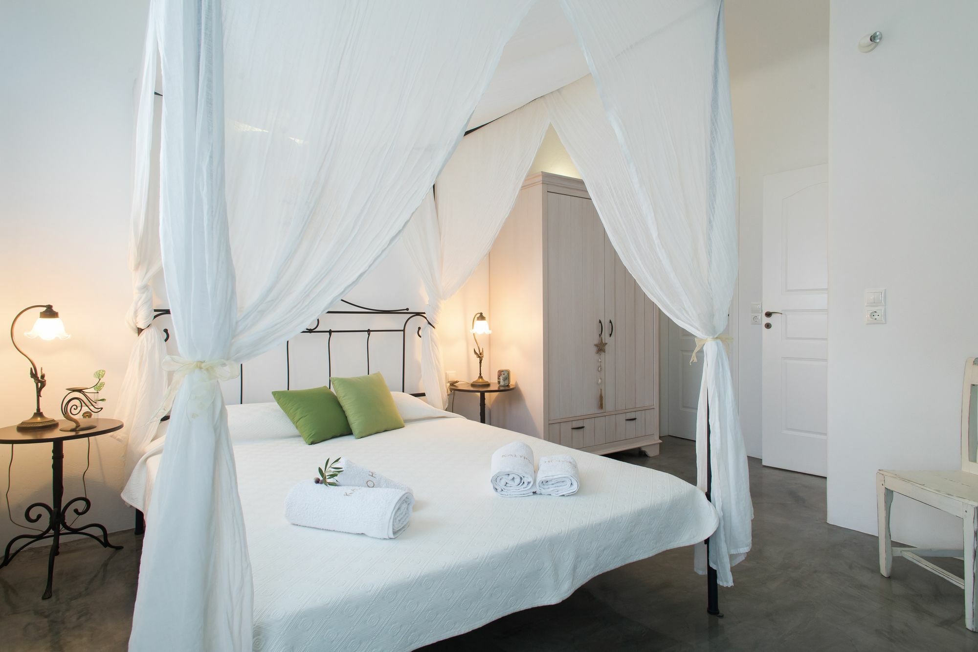 Theros Houses Santorini Kamári Kültér fotó